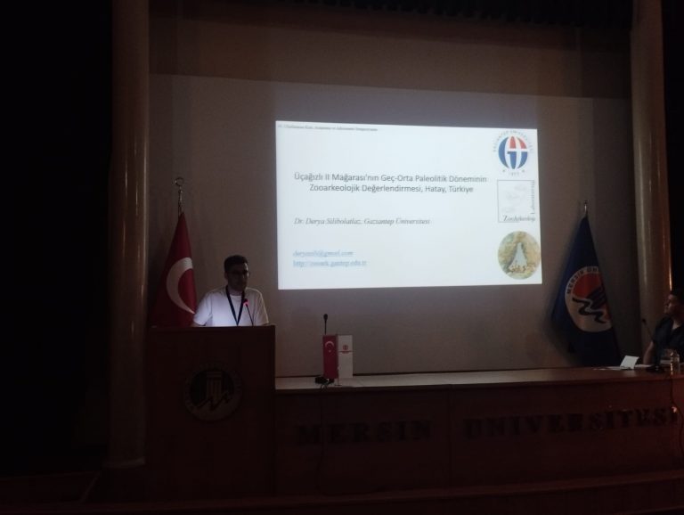 45. Uluslararası Kazı, Araştırma ve Arkeometri Sempozyumu 26-30 Mayıs 2025 tarihleri arasında Kültür ve Turizm Bakanlığı (Kültür Varlıkları ve Müzeler Genel Müdürlüğü) ve Mersin Üniversitesi iş birliğinde Mersin Üniversitesi Prof. Dr. Uğur ORAL Kültür Merkezinde gerçekleştirilmiştir.
